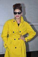 Huma Qureshi snapped at a photoshoot in mehboob studio on 11th June 2014